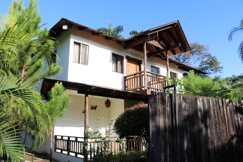 Fachada de la Villa