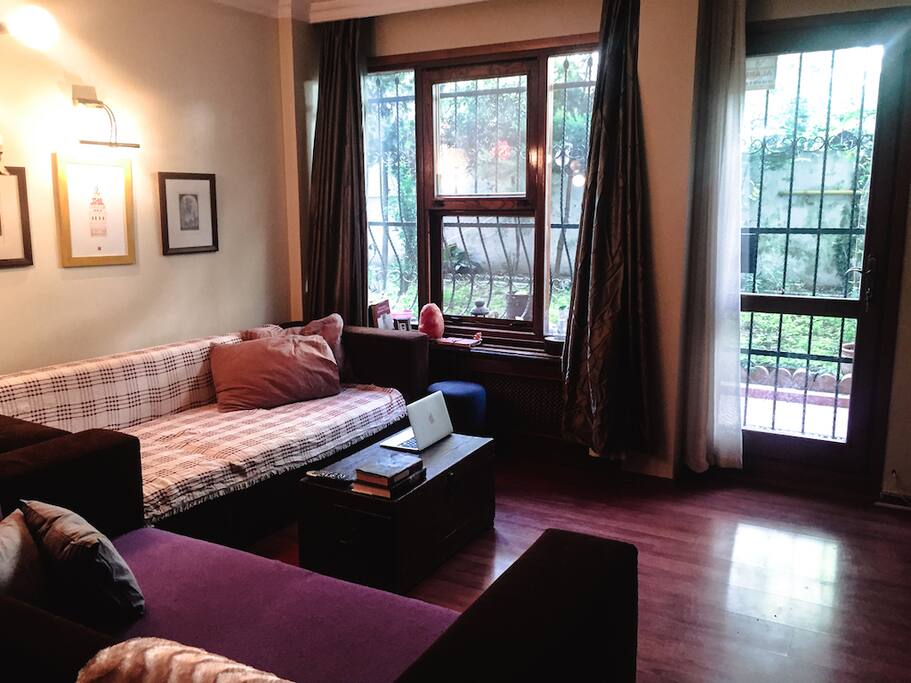 Living room, shared