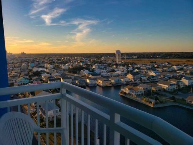 King Suite at The Prince Resort 1540!