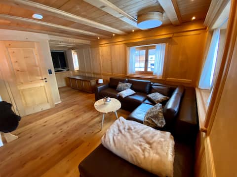 Successful Airbnb property: Luxurious chalet in wonderful surroundings in Klosters