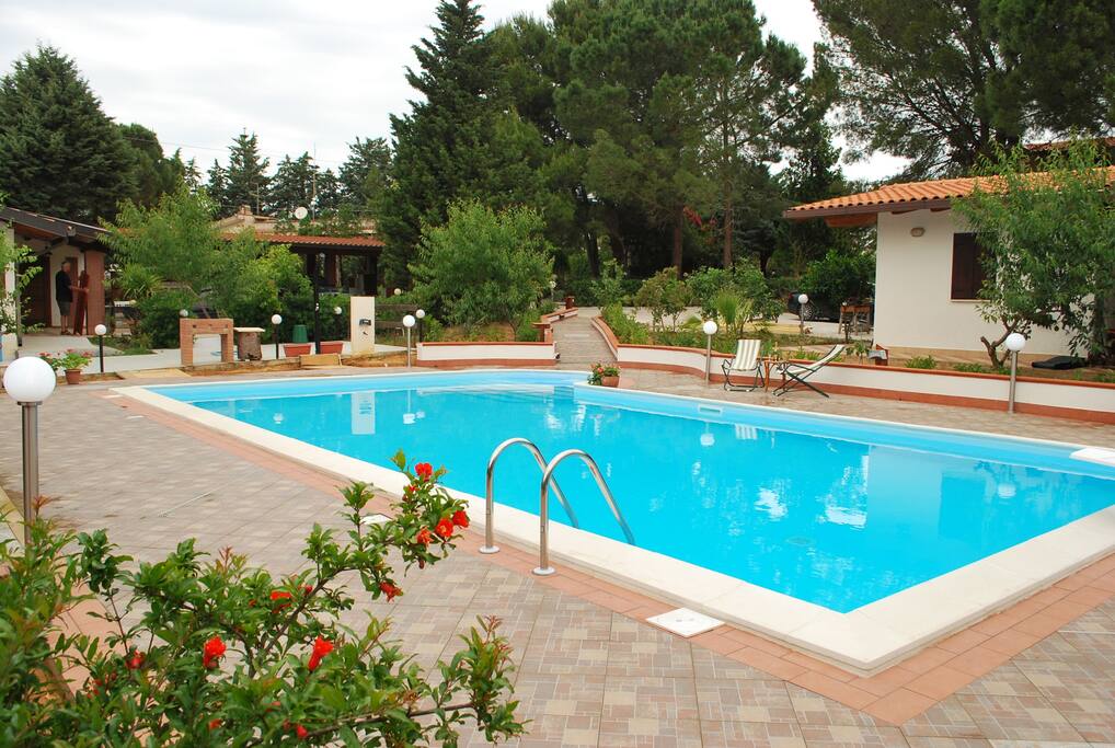 POOL m.12 x 6 SALT WATER, NO CHLORINE, safe, easy for children and enjoyable for adults. Private use for guests.