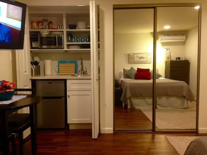 LA Home 15mins fr LAX (Airport) - Houses for Rent in Carson, California,  United States - Airbnb