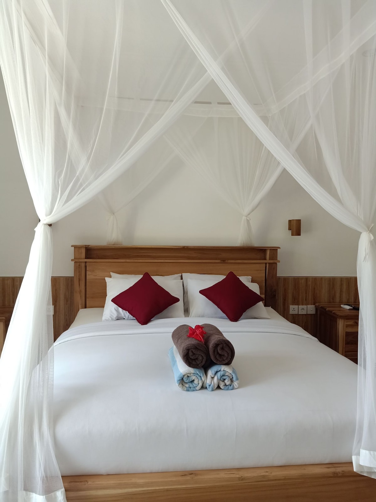 Villa in Kecamatan Ubud · ★4.8 · 2 bedrooms · 2 beds · 2 private baths, comparable Airbnb