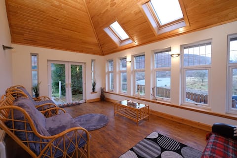 Top performing Airbnb: Rowan Cottage Highland retreat near Fort William in Kilmonivaig