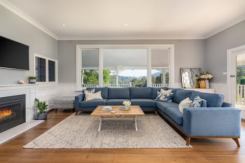 Luxury Villa With Gorgeous Views, We Sleep 11