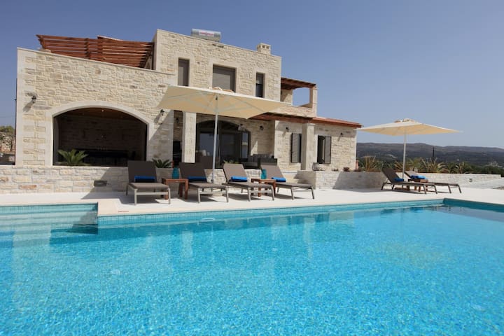 Luxus – Villa Athene mit Meerblick
