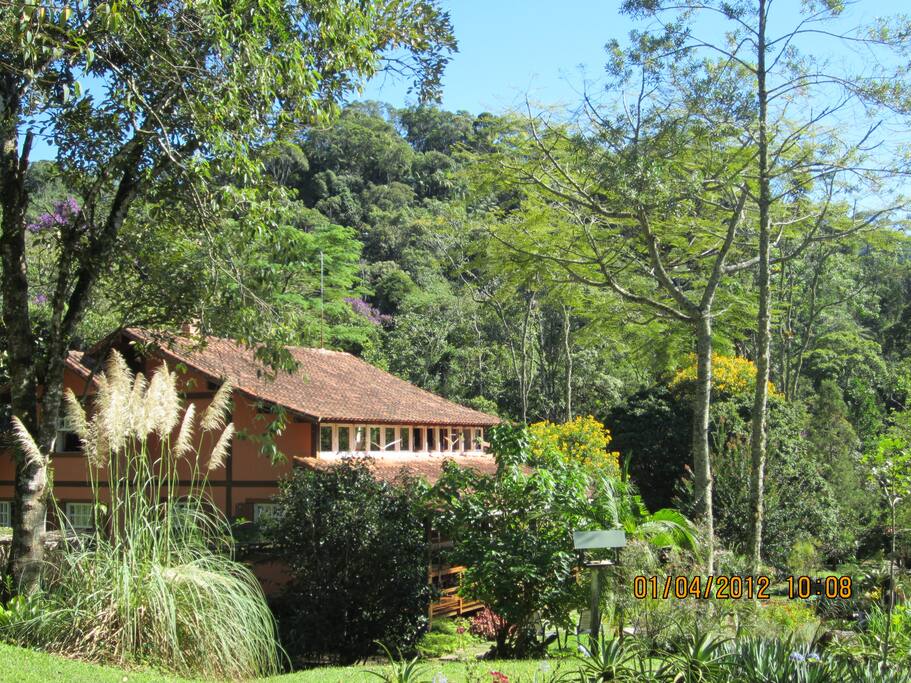 Os passeios pelos jardins são um ponto alto do Lodge!
