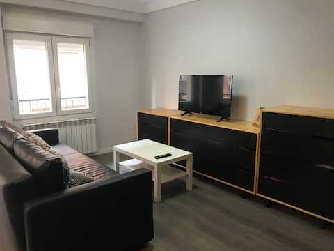 Propiedad de Airbnb exitosa: 10. Apartments. Zentrum. University/Bretón en Universidad