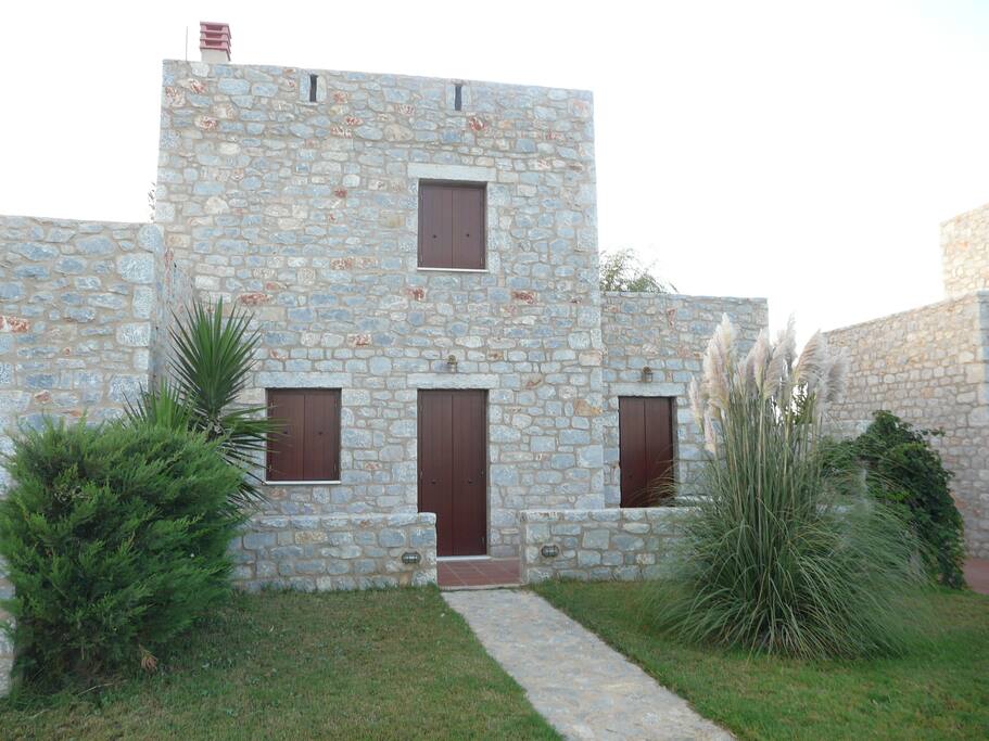 Outside View of Bi-Level Cottage