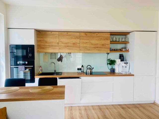 Family apartment with garden pool and playground! gallery image 5