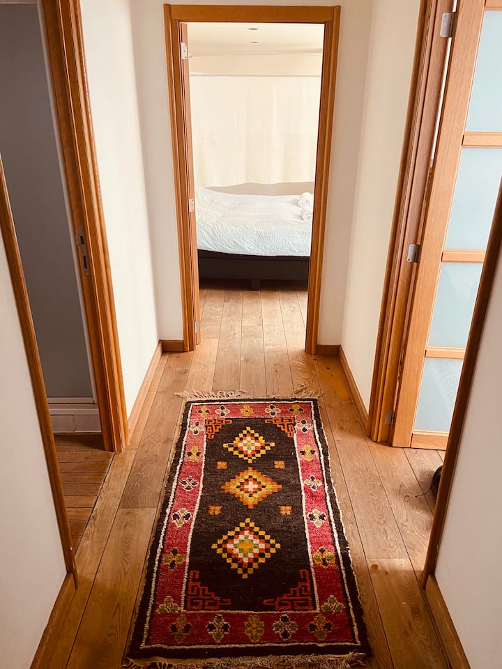 כניסה לחדר השינה הראשי