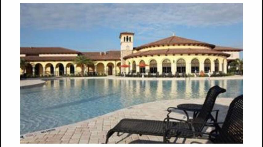 Airbnb 5000 E Venice Ave Vacation Rentals Places To Stay