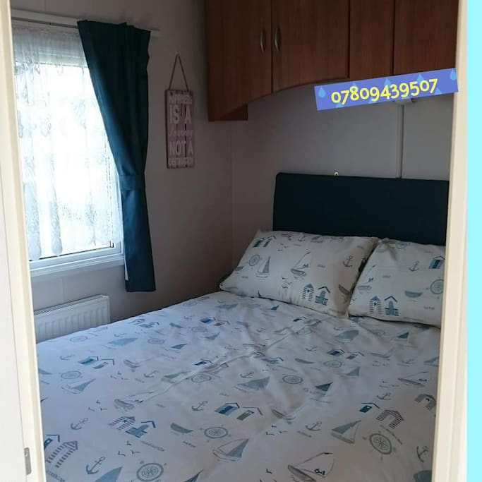 Main double bedroom