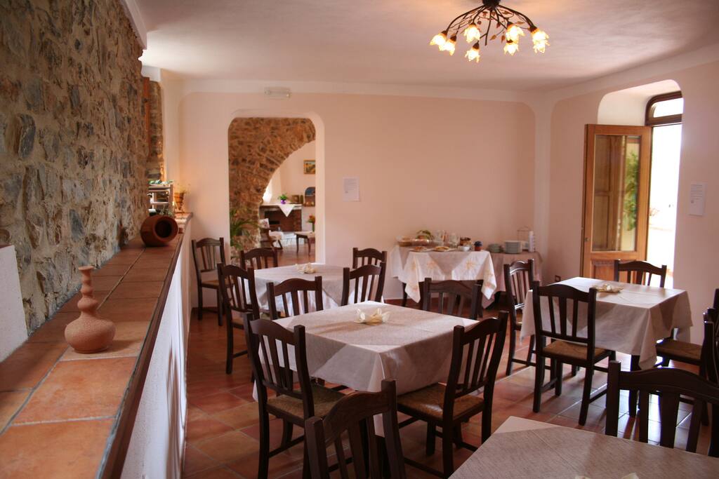 Sala ristorazione per colazione e cena