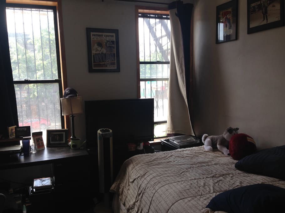 View 2 of bedroom - note that there will be different furniture by the time you arrive