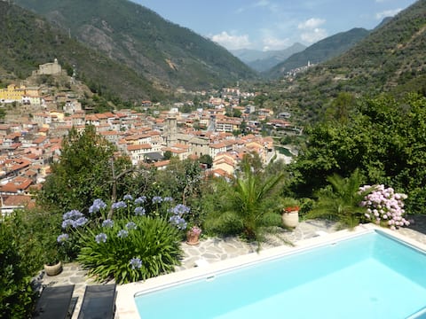 Badalucco Liguria pool villa 10km from the sea