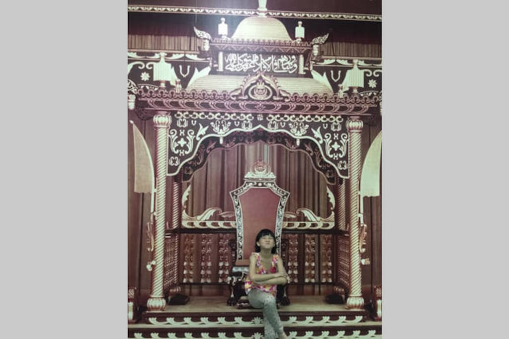 His Majesty's throne-we provide the best unique tours in Brunei