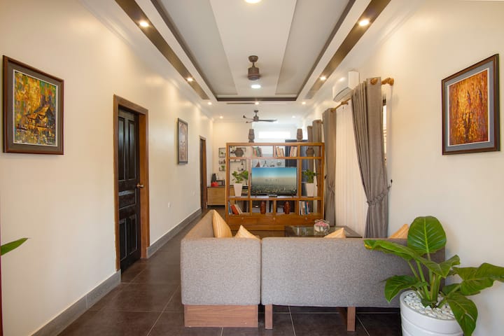 Two-bedroom Home Sweet Home (Entire House) - Cambodia