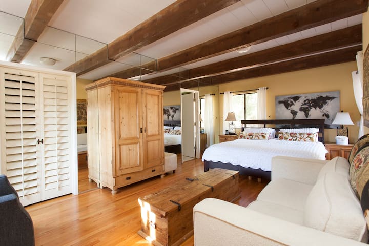 Bright modern 3BR/2.5BA home in Silicon Valley