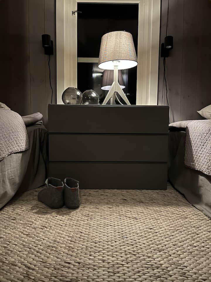 ห้องนอน 3 บนชั้น 2 มีเตียงขนาด 120 ซม. 2 เตียง