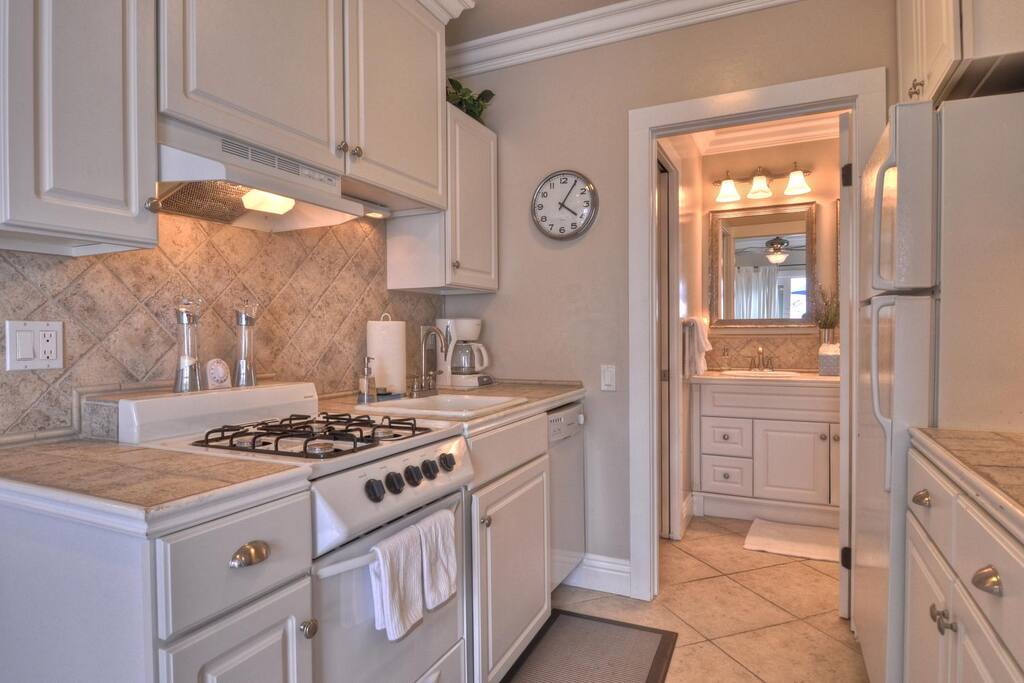 Close-up of kitchen and bathroom entry