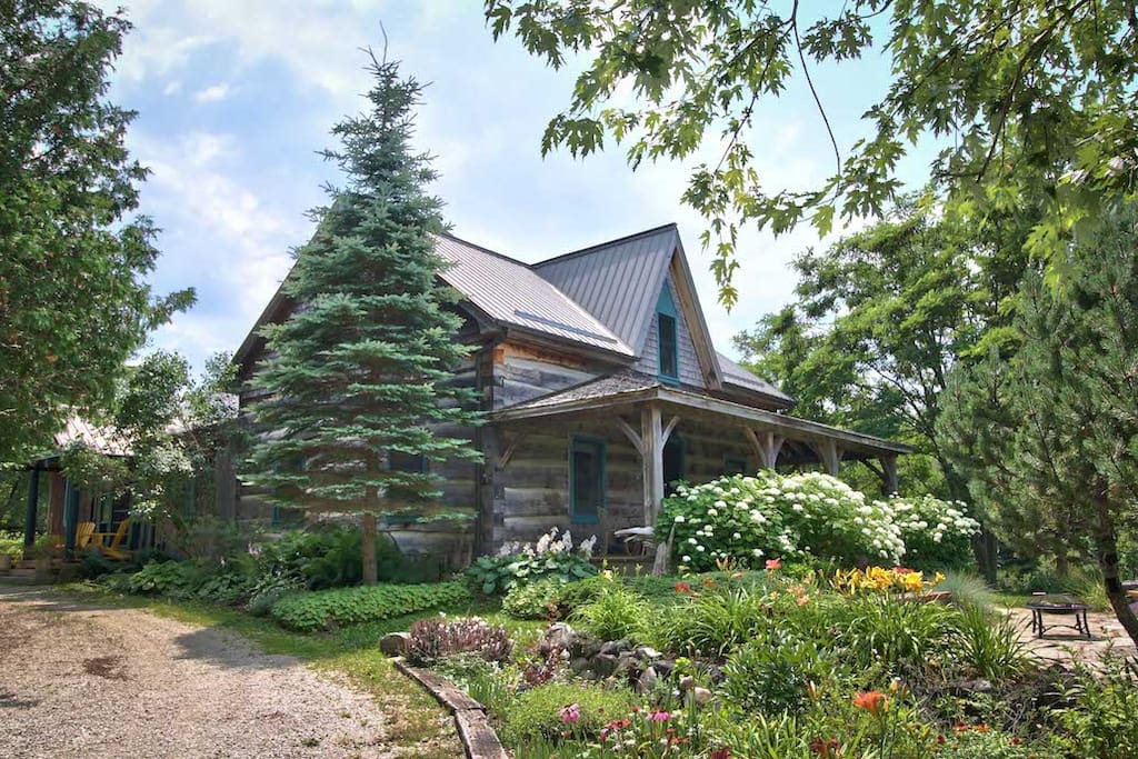 23 acres of peace and solitude, yet only a 5 minute drive to the town of Durham with grocery store, liquor/beer store, pharmacy and of course, Tim Hortons.