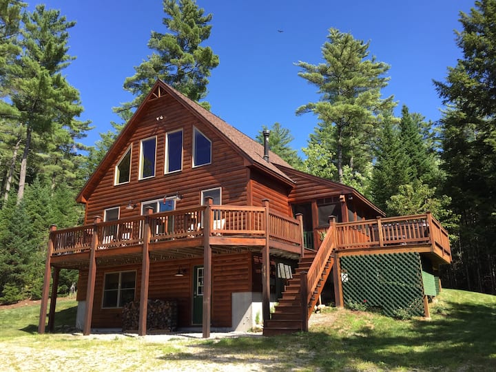Modern amenities and rustic charm Houses for Rent in Bethel, Maine