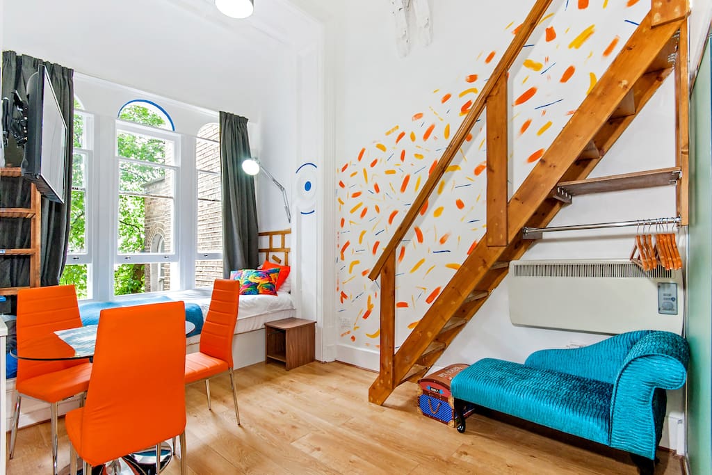 Dinning Area, Kitchen, sofa chair