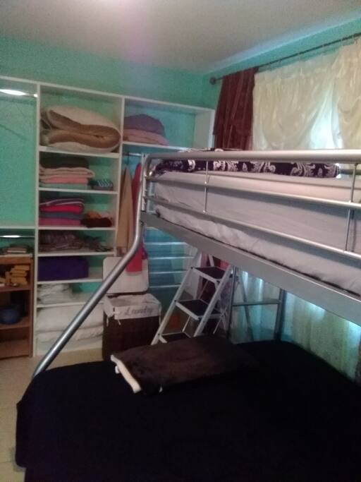 full on Queen bunk