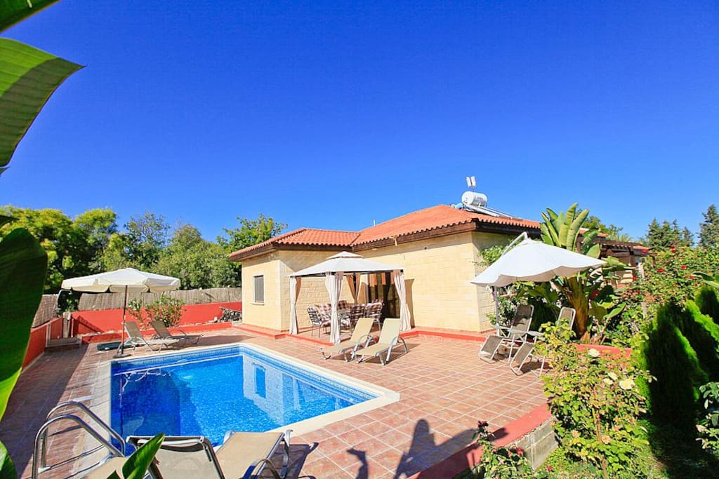 Beautiful Villa with Private Pool and Terrace
