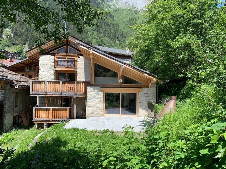 La Masure, SainteFoyTarentaise locations de vacances et logements