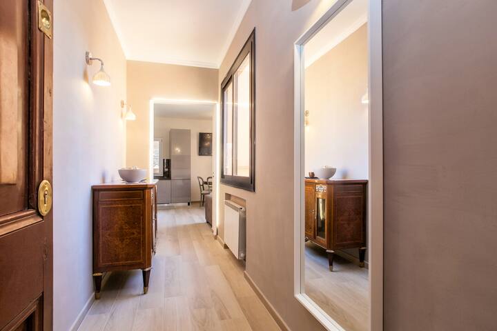 Spanish Steps Luxury Penthouse 70 sqm Terrace gallery image 5