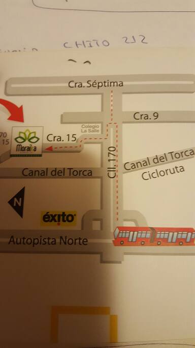 Ubicación del apartamento, próximo a Morakia