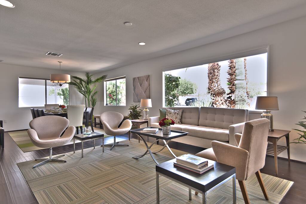 LIVING ROOM REVERSE - CASA A.J. - PALM SPRINGS VACATION RENTAL POOL HOME