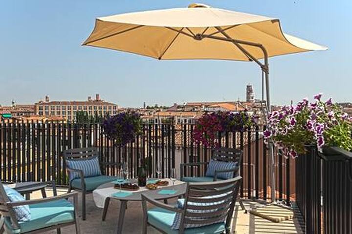 Luxury apartment with roof terrace Ca’ Venar gallery image 2