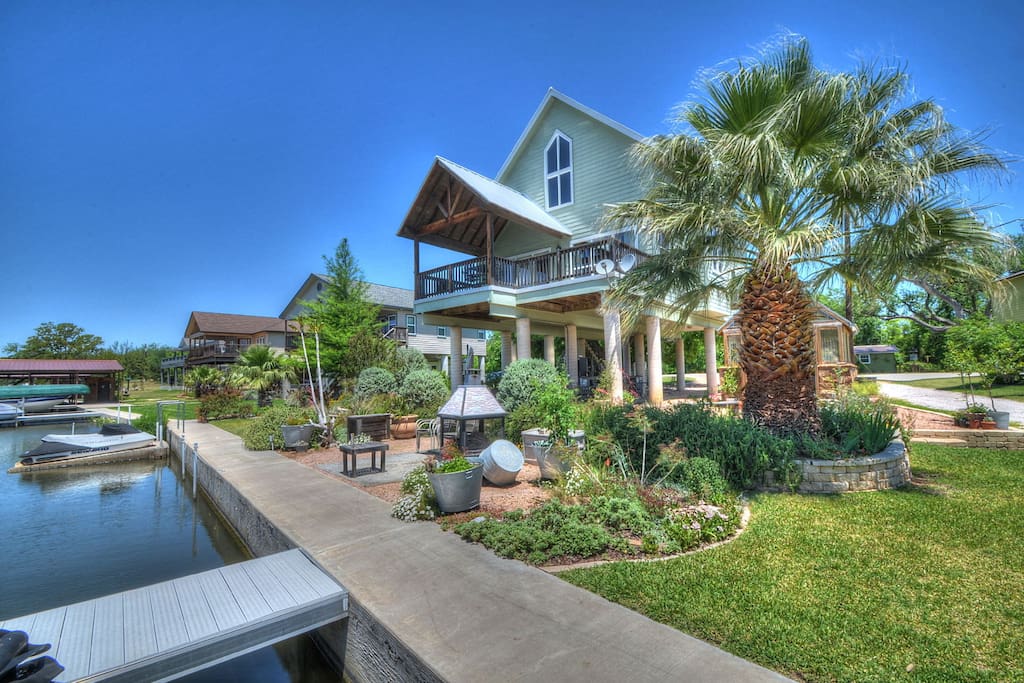 Splash into the summer at LBJ Houses for Rent in Kingsland, Texas