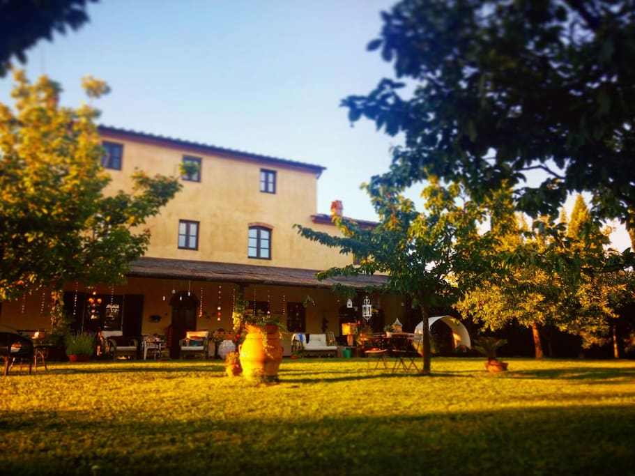 Vista frontale del Casale -Villa patronale del 1600
