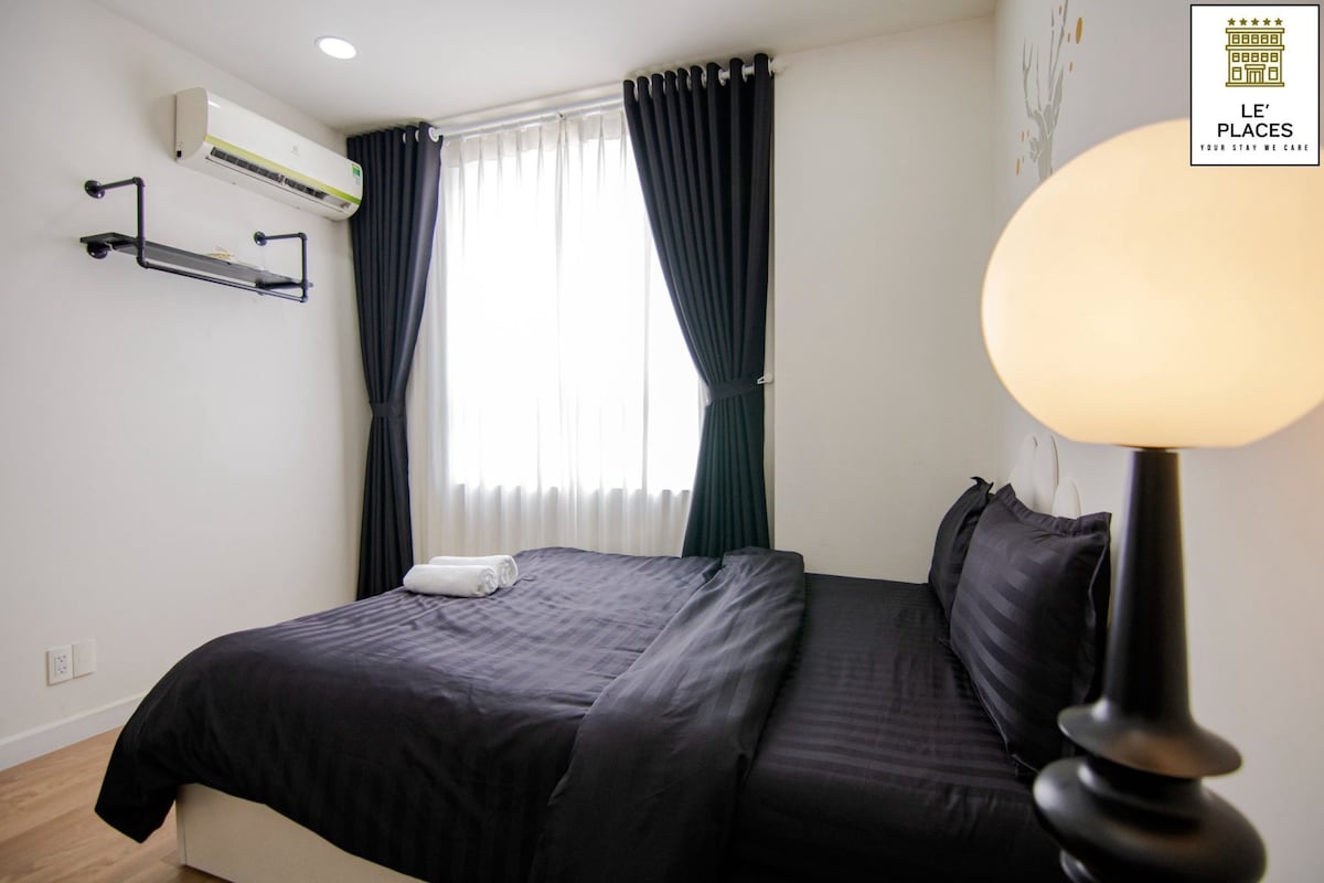 غرفة نوم 4:
1 سرير بحجم كوين