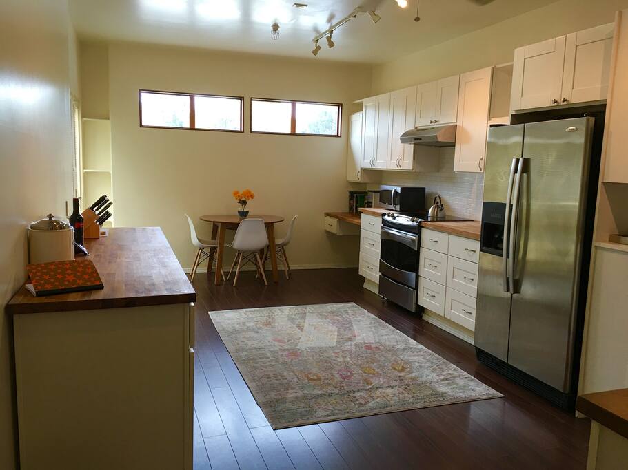 Eat in Kitchen