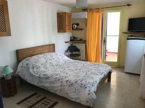 Studio with all amenities- heights of Algiers