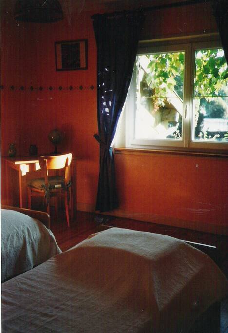 CHAMBRE DEUX LIT SIMPLE