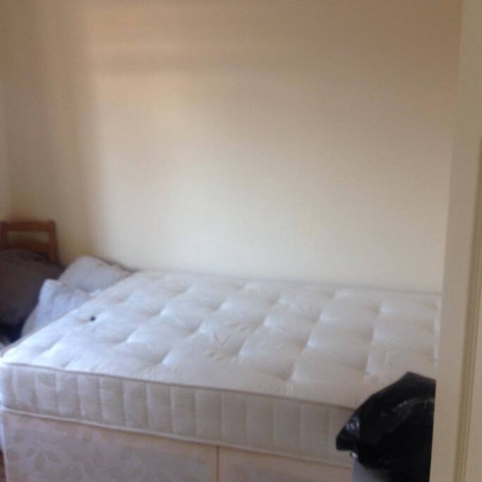 Simplist, minimal freshly refurbished room