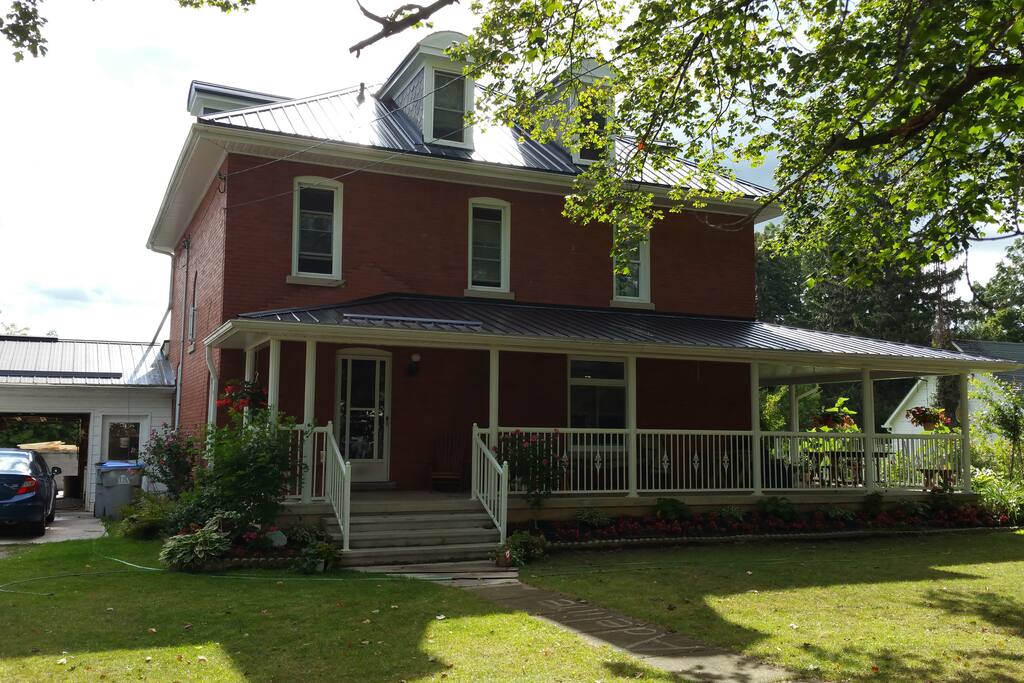 Century Manor Houses for Rent in Alvinston, Ontario, Canada