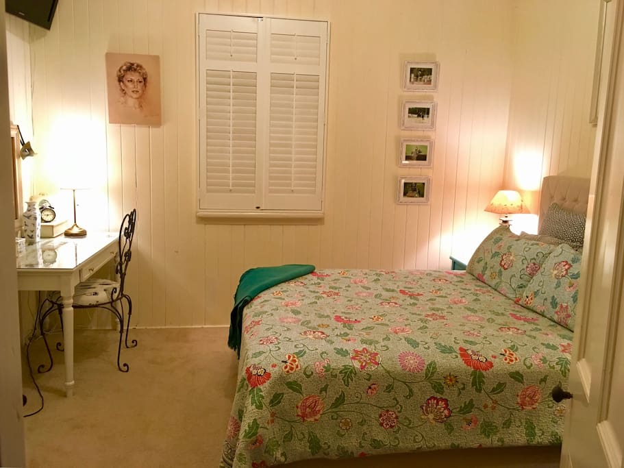 Master bedroom and dressing table