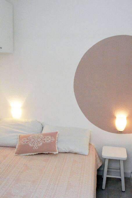 Chambre (côté lit)