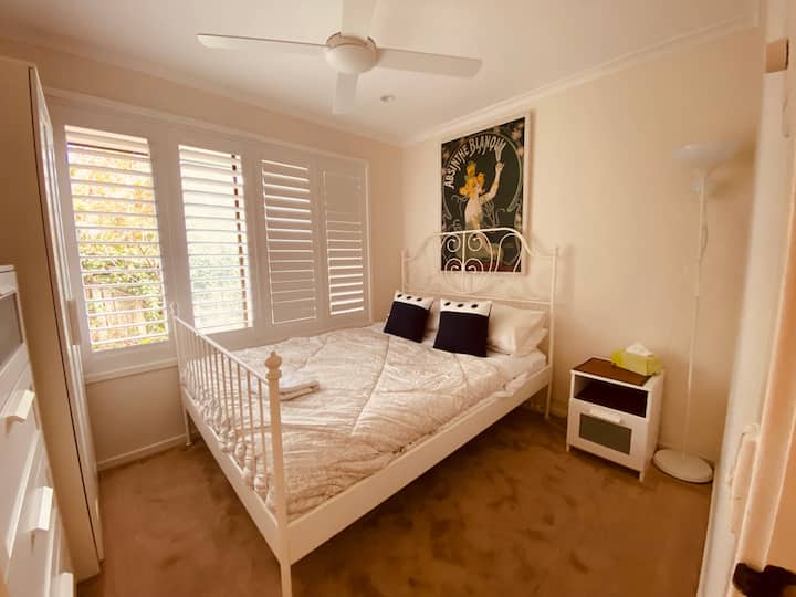 غرفة النوم 2