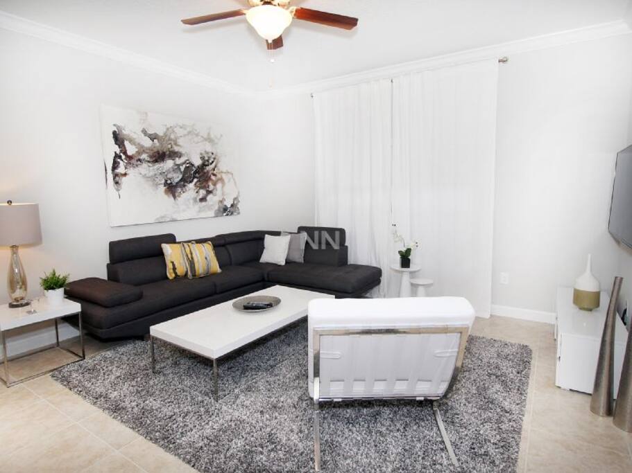 Indoors,Room,Bedroom,Living Room,Furniture