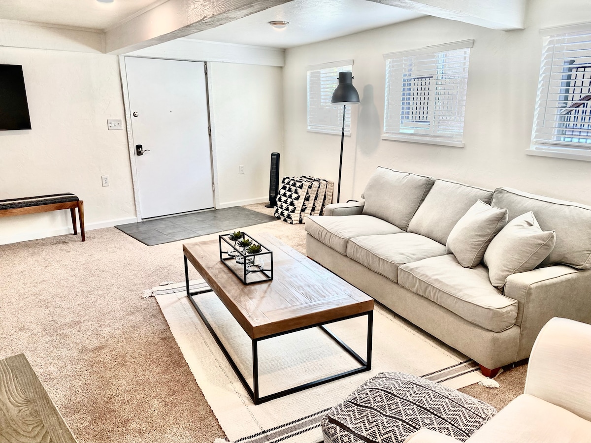 Top performing Airbnb: Cozy Beach Bungalow in Cayucos! in Cayucos