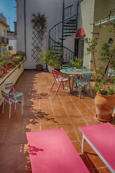 Terraza del ático, amplia y soleada.