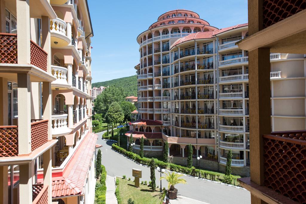 Вид с балкона_1/The view from the balcony_1